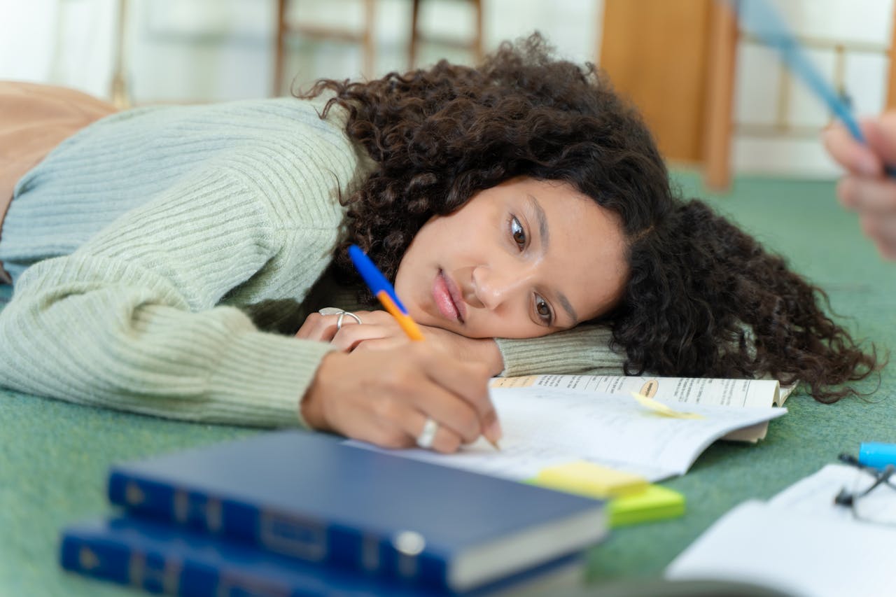 5 Tips Jitu Mengatasi Menunda-Nunda: Dijamin Nggak Mager Lagi! cover